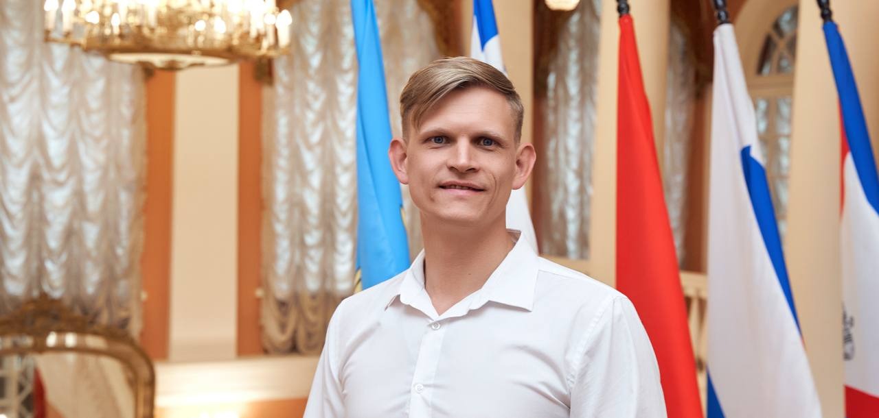 Антон Сурыгин