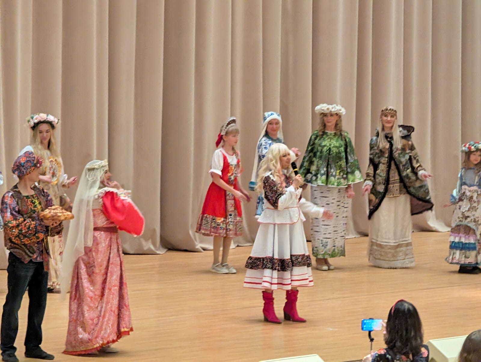 Традиционный русский костюм